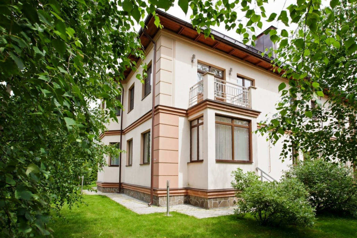 Рублевка : Цены на дома и земельные участки в элитных поселках